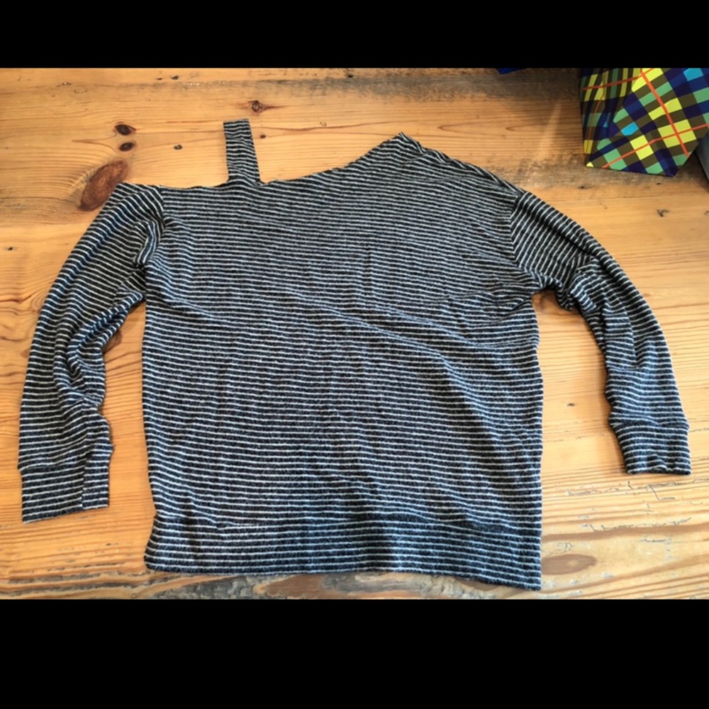 Large sweater cutout shoulder
